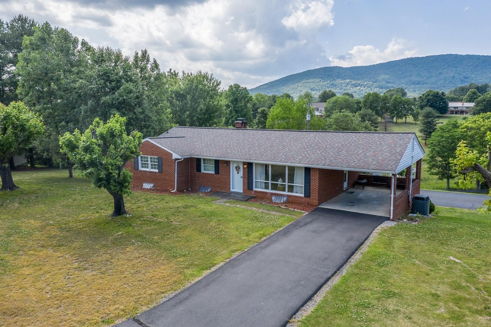 1449 West Ruritan Road Roanoke, VA 24012 - Photo 27 of 34 028-314176-05252019-18_7779824