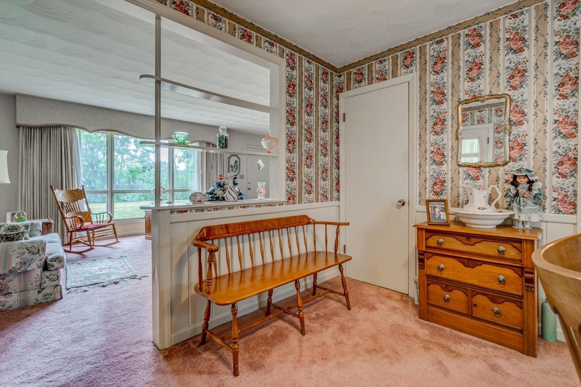 1449 West Ruritan Road Roanoke, VA 24012 - Photo 10 of 34 009-314176-1449 West Ruritan Road 09_777