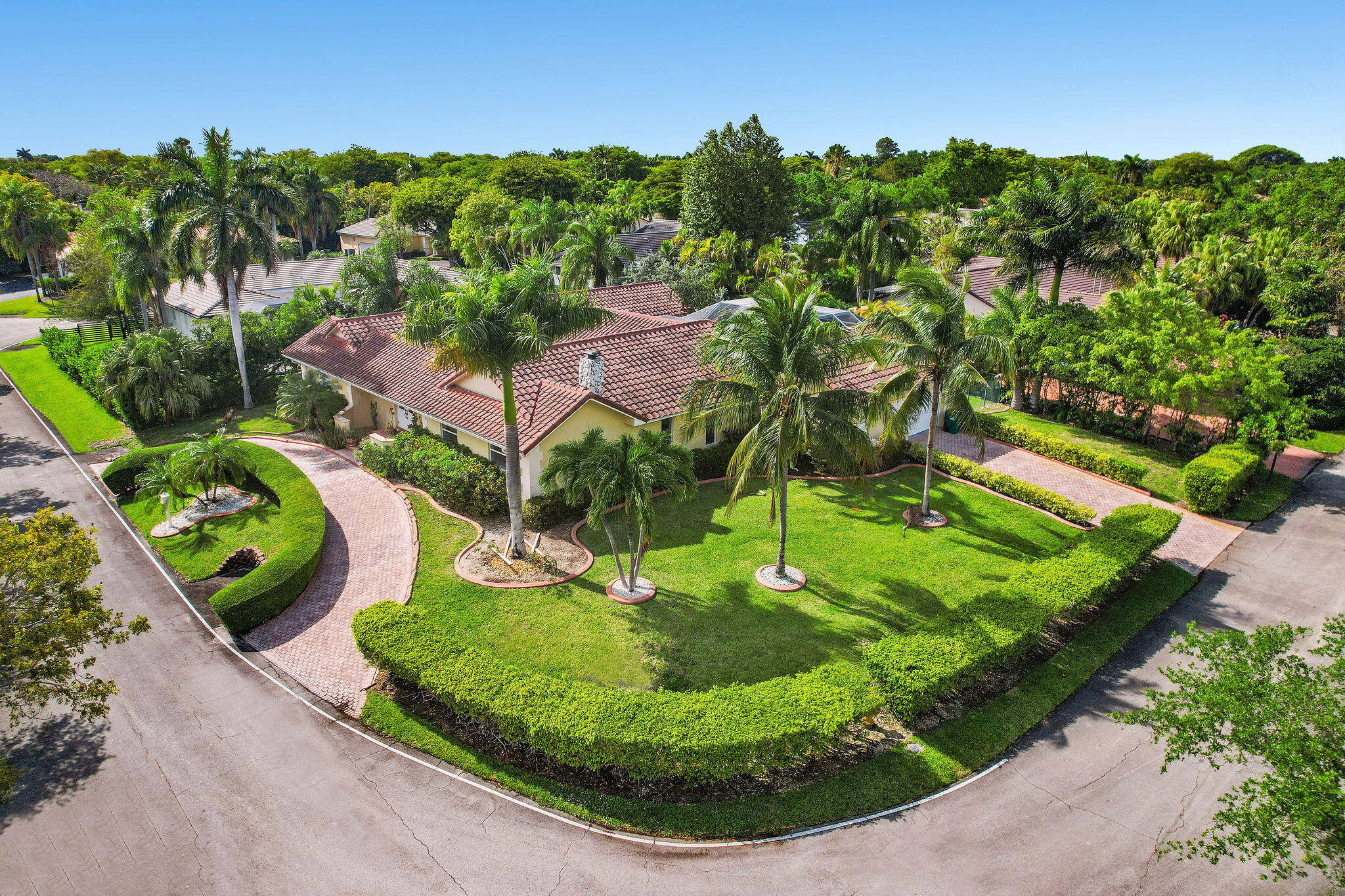 a view of a garden with a fountain