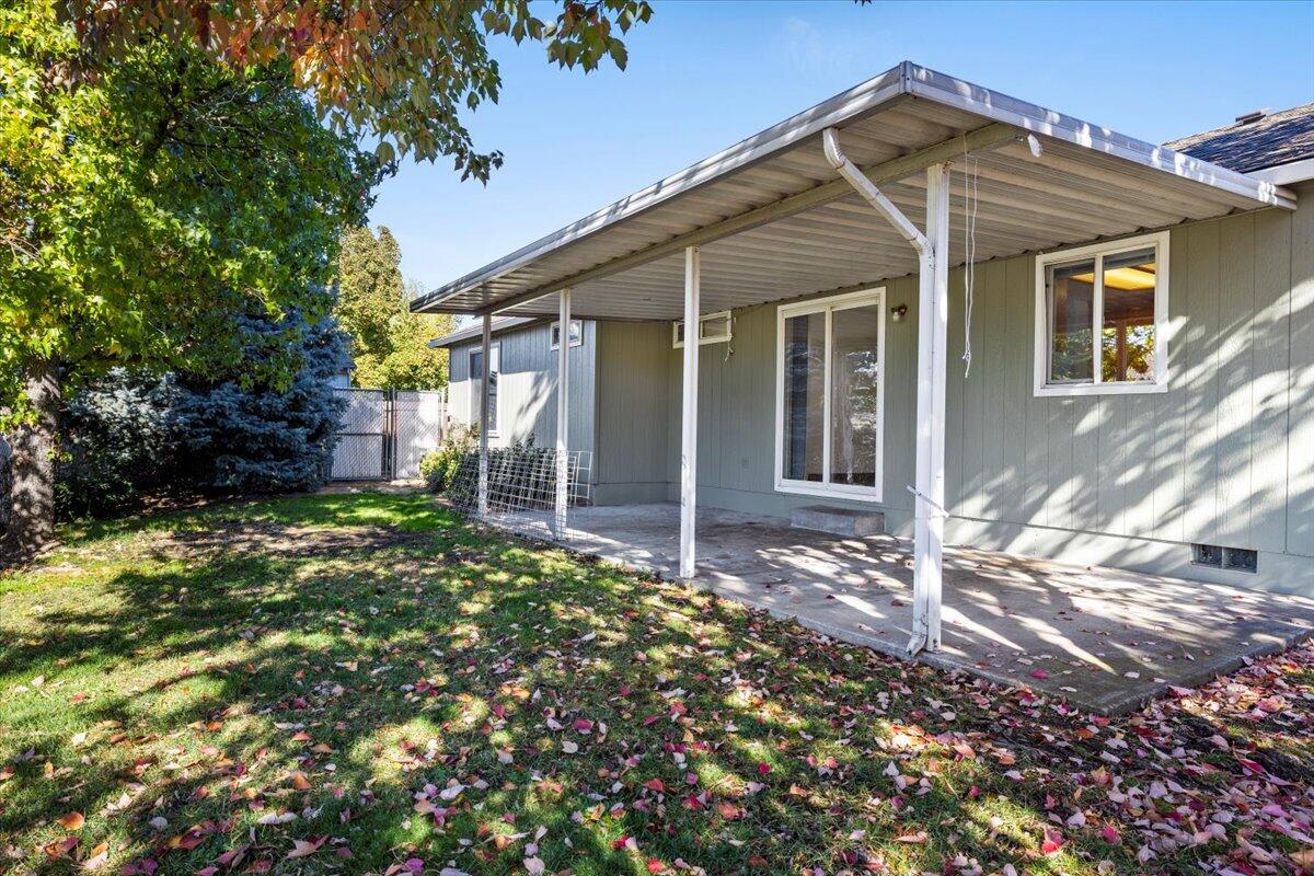 8089 Abbey Road White City, OR 97503 - Photo 26 of 28 23-CI_6705