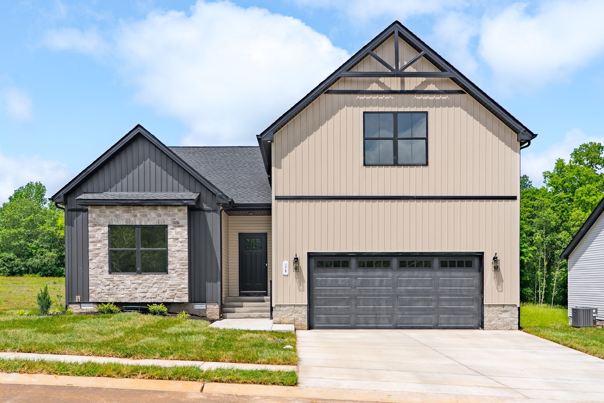 178 Dewberry Road Clarksville, TN 37042 - Photo 3 of 75