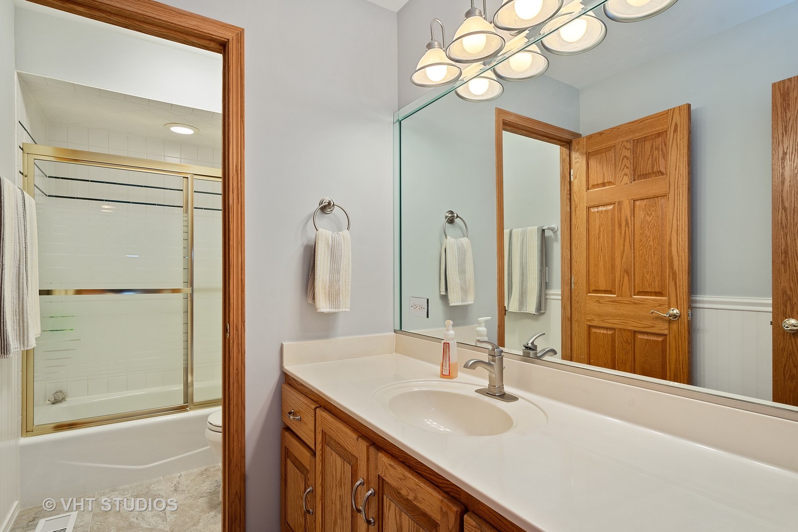 4 Bernay Court Cary, IL 60013 - Photo 19 of 31