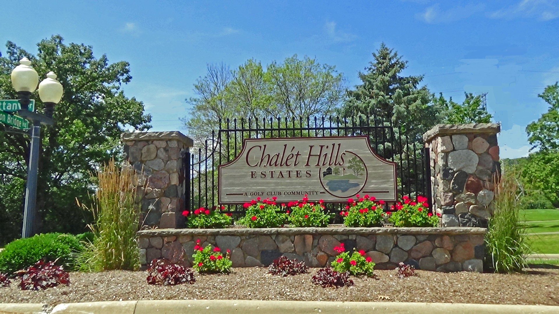 4 Bernay Court Cary, IL 60013 - Photo 3 of 31