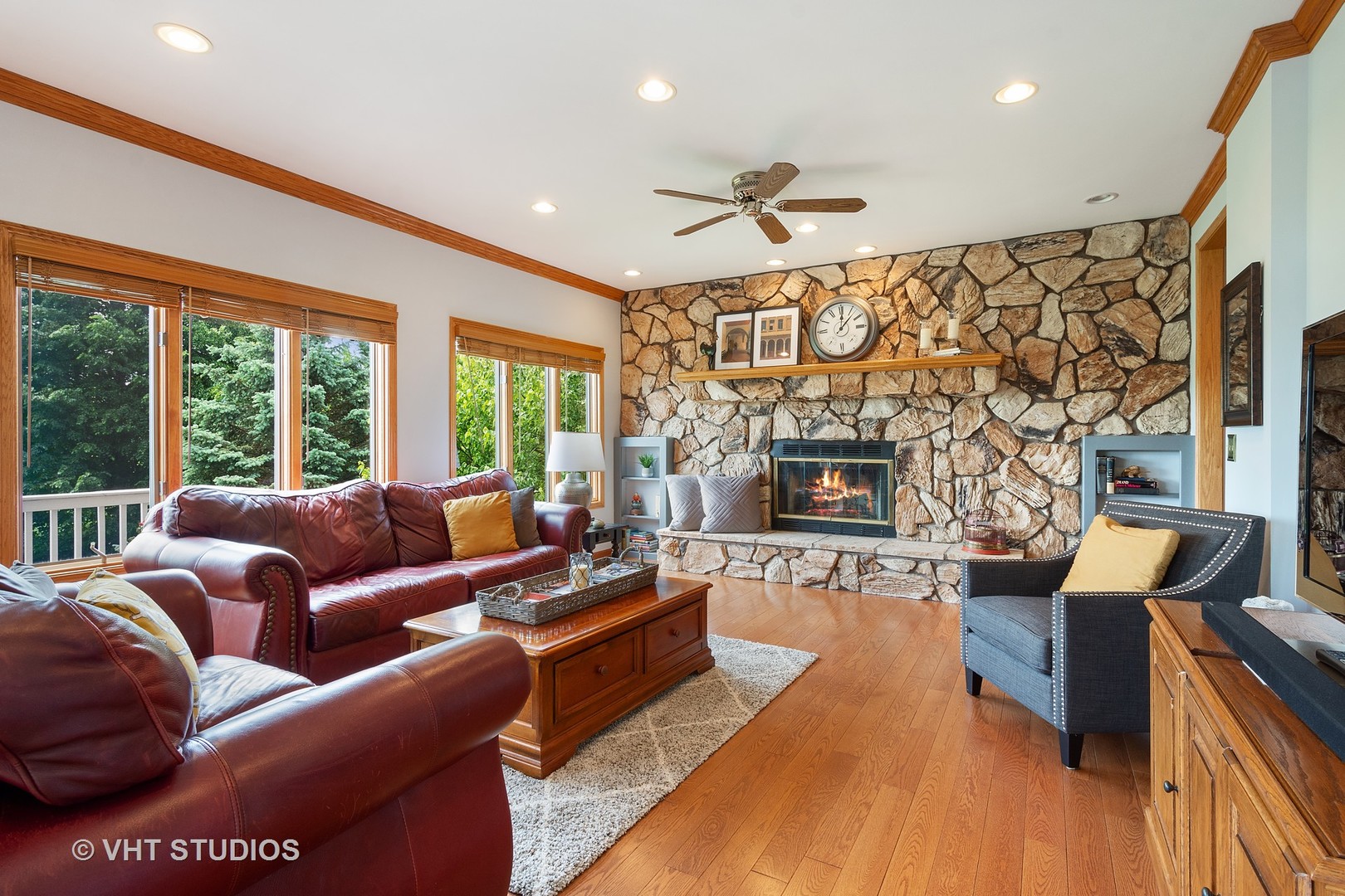 4 Bernay Court Cary, IL 60013 - Photo 10 of 31