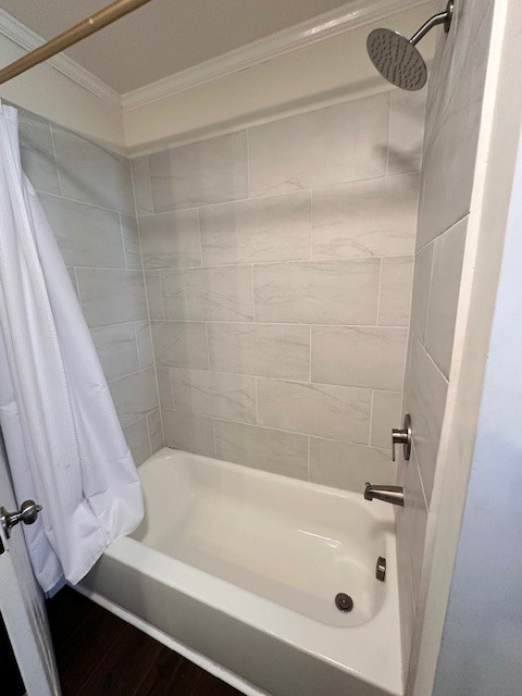 1116 Slaters Creek Road Goodlettsville, TN 37072 - Photo 24 of 36 a bathroom with a bathtub
