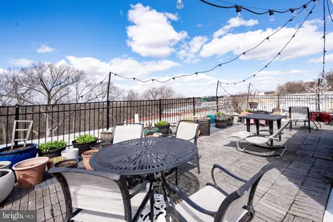 $215,000 | 1860 Clydesdale Place Northwest, Unit 105, Washington, DC 20009