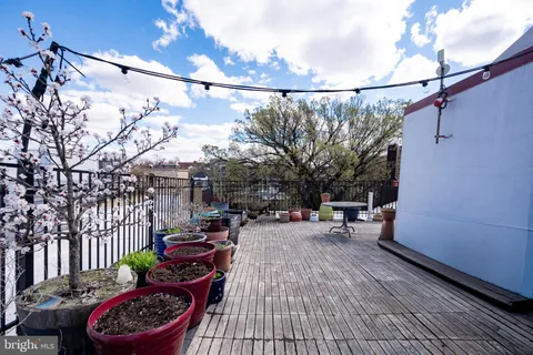 $215,000 | 1860 Clydesdale Place Northwest, Unit 105, Washington, DC 20009