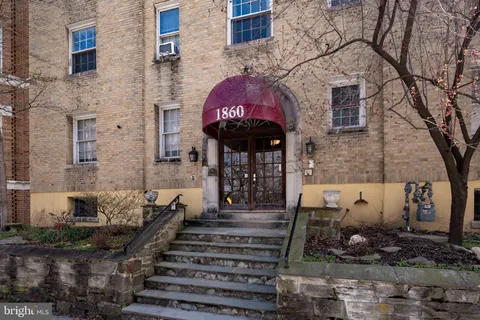 $215,000 | 1860 Clydesdale Place Northwest, Unit 105, Washington, DC 20009