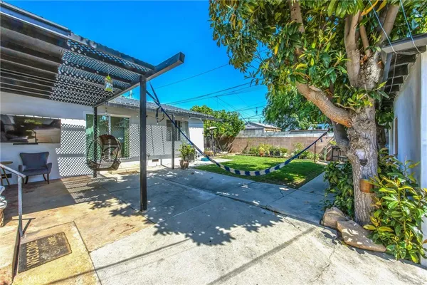 $879,900 | 9232 Badminton Avenue, Whittier, CA 90605