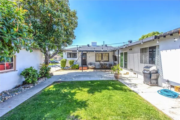 $879,900 | 9232 Badminton Avenue, Whittier, CA 90605