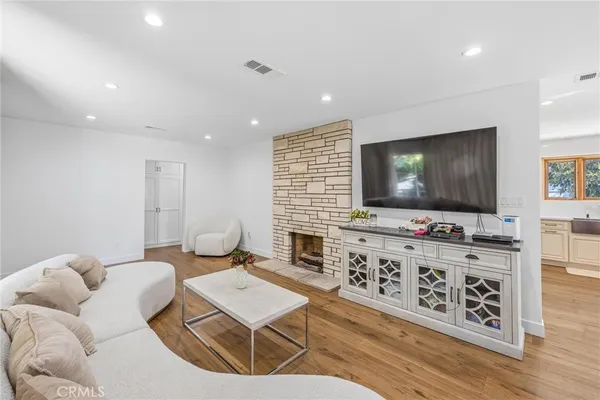 $879,900 | 9232 Badminton Avenue, Whittier, CA 90605