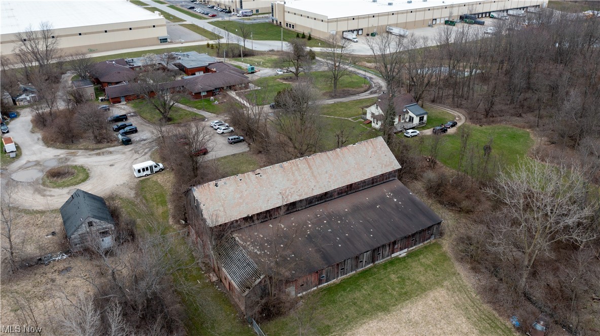 450 Seasons Road Stow, OH 44224 - Photo 8 of 15 Gallery Image 8