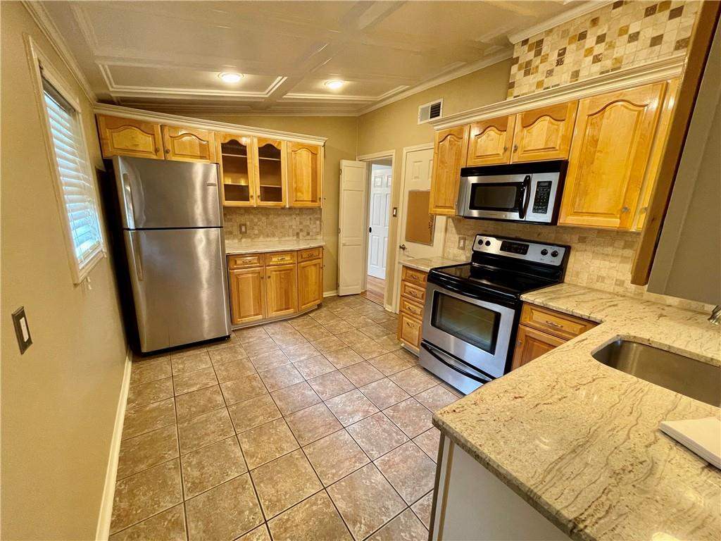 8811 Tanglewild Place River Ridge, LA 70123 - Photo 7 of 29 Gallery Image 7
