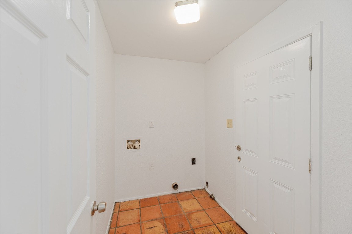 13406 Effingham Street Austin, TX 78729 - Photo 26 of 32