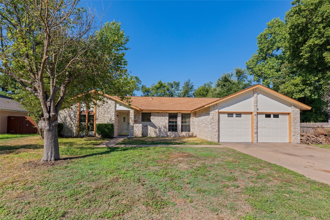 13406 Effingham Street Austin, TX 78729 - Photo 6 of 32