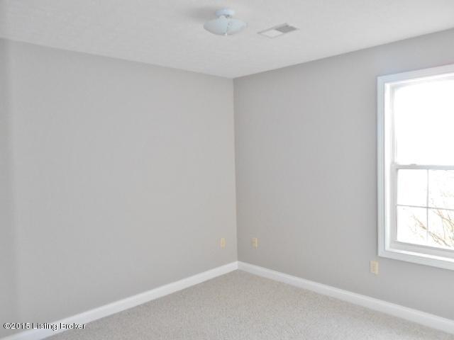 1121 Foxfire Road Bardstown, KY 40004 - Photo 12 of 19 Third bedroom