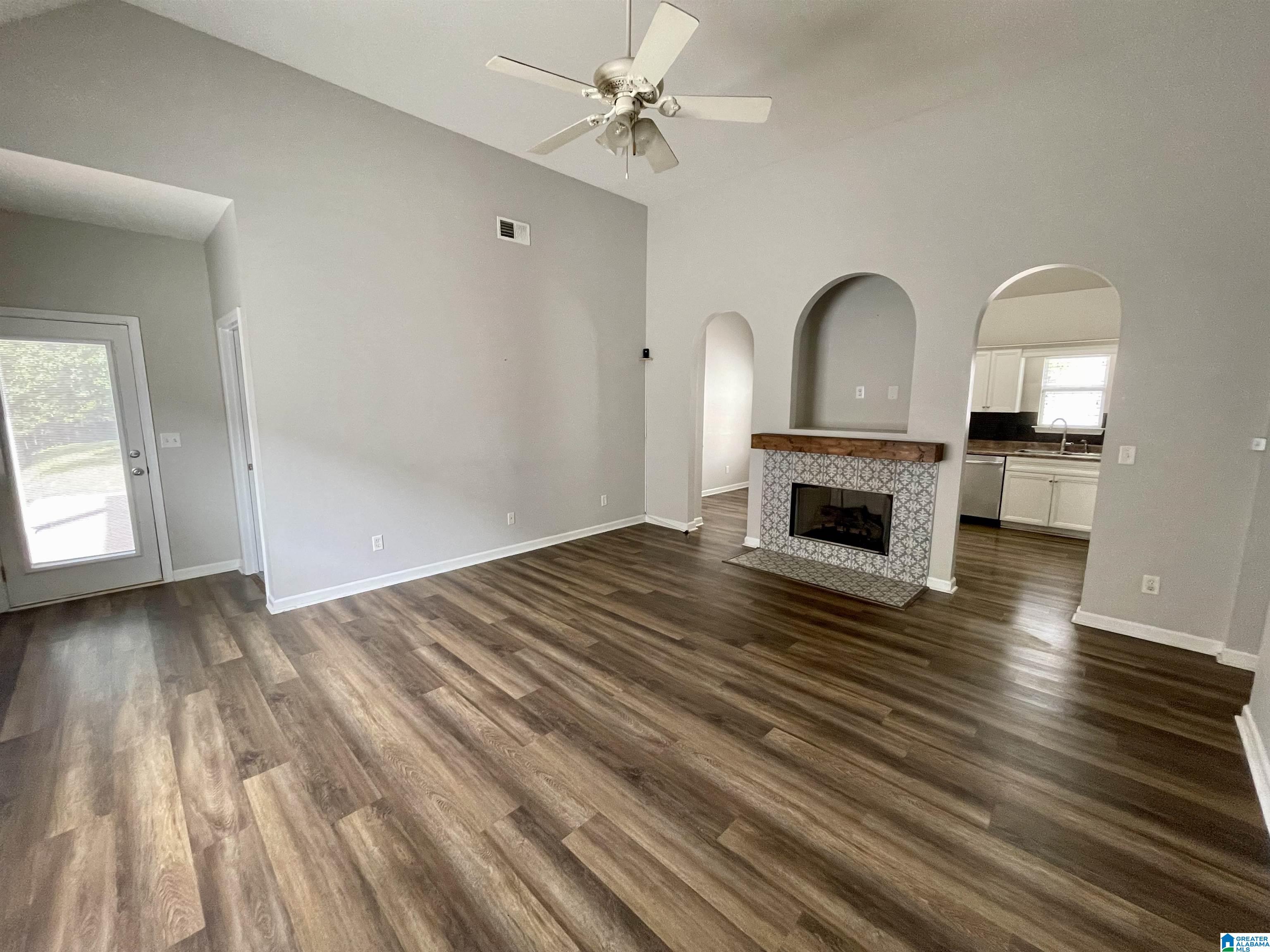 252 High Ridge Drive Pelham, AL 35124 - Photo 4 of 20