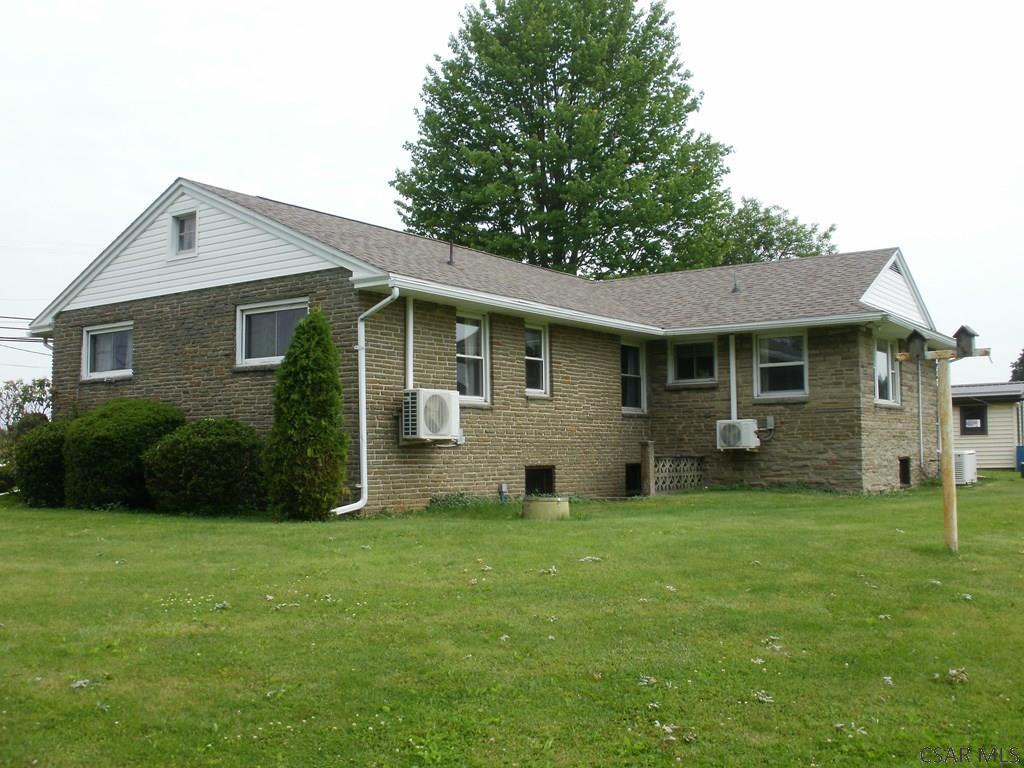 748 Stoystown Road Somerset, PA 15501 - Photo 2 of 23