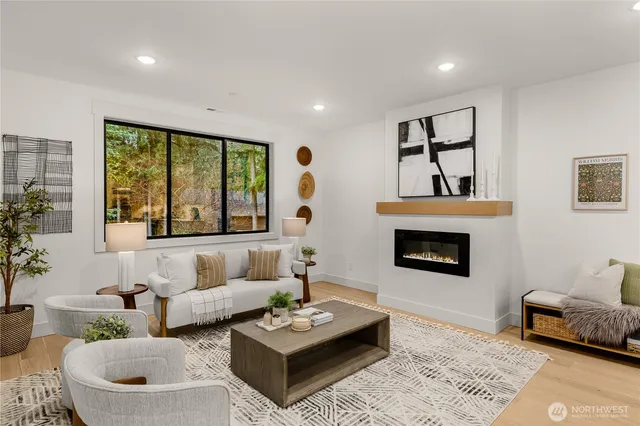 $1,660,000 | 4118 161st Avenue Southeast, Bellevue, WA 98006