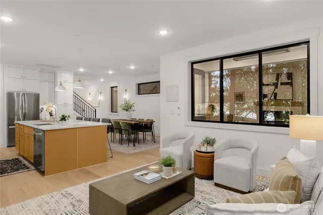 $1,660,000 | 4118 161st Avenue Southeast, Bellevue, WA 98006