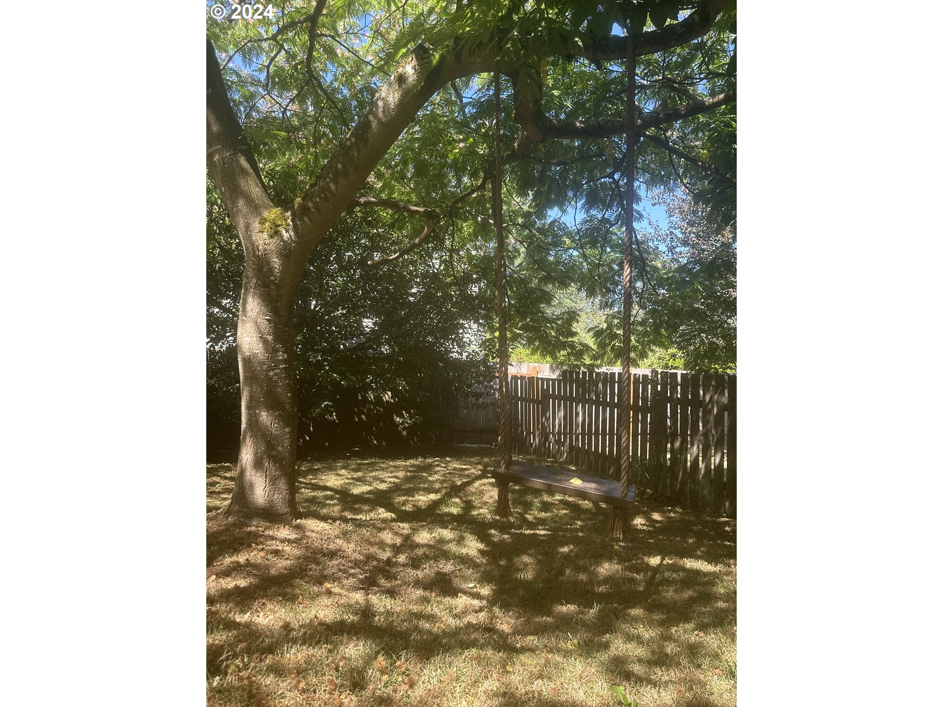 4729 Southwest Buddington Street Portland, OR 97219 - Photo 17 of 17 Gallery Image 17
