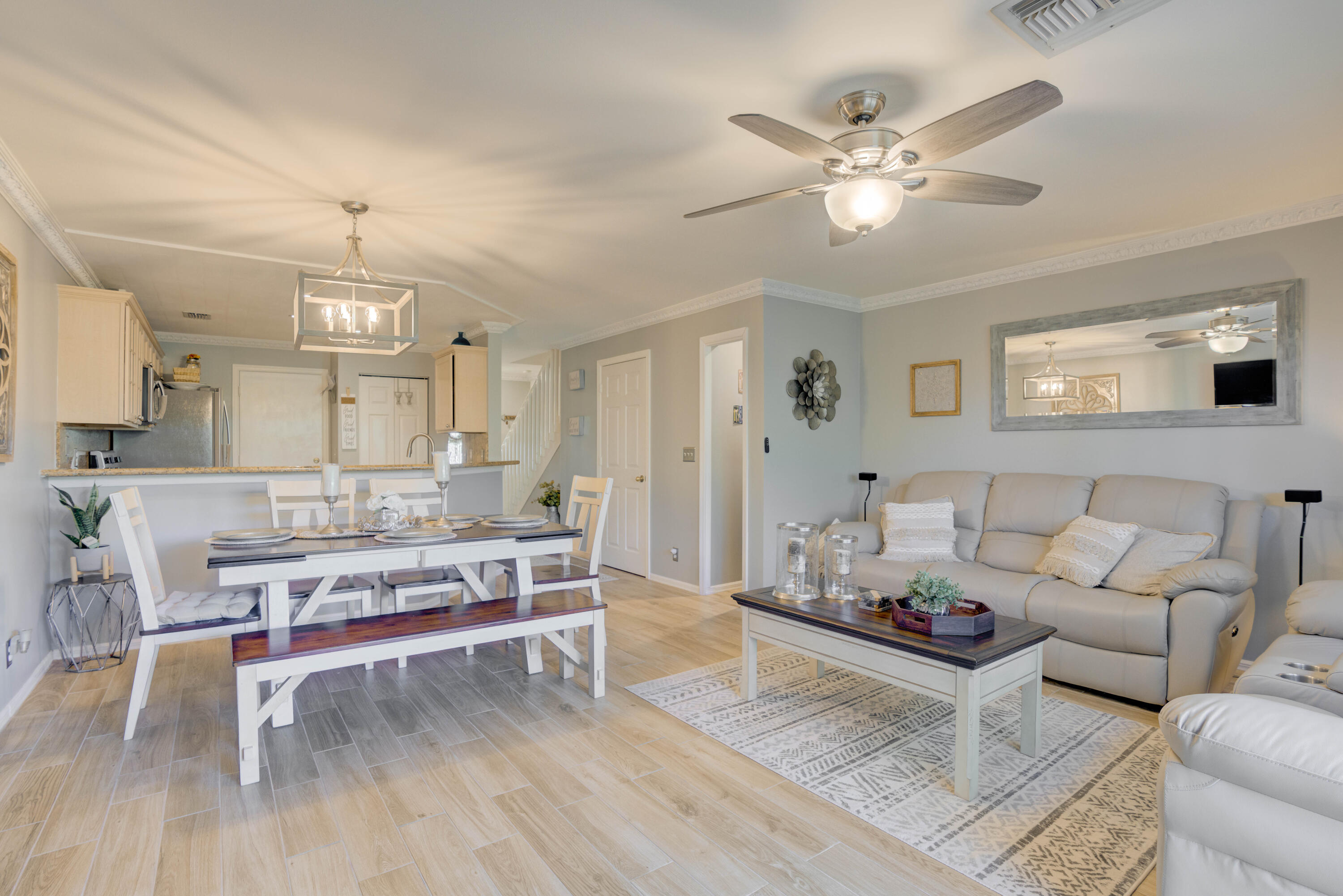 109 Fox Meadow Run Jupiter, FL 33458 - Photo 2 of 24 06__mlp9136_37_38_39_40