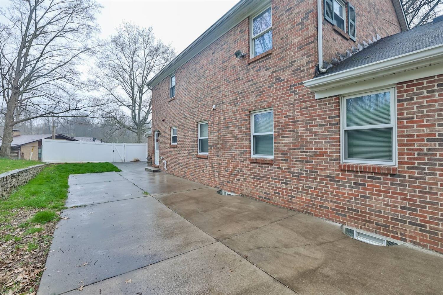 2512 Hunt Road Reading, OH 45236 - Photo 28 of 31