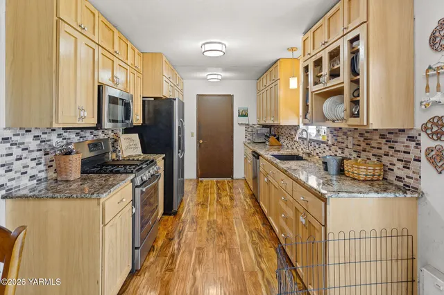 $319,000 | 1007 South 79th Avenue, Yakima, WA 98908