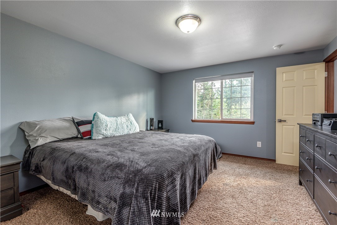 271 East Underline Road Belfair, WA 98528 - Photo 19 of 34 Gallery Image 19