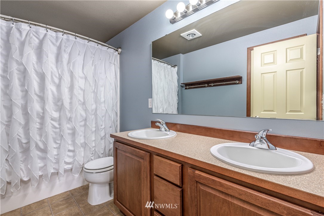 271 East Underline Road Belfair, WA 98528 - Photo 21 of 34 Gallery Image 21