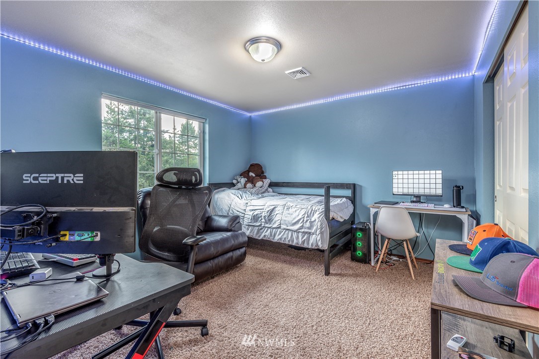 271 East Underline Road Belfair, WA 98528 - Photo 22 of 34 Gallery Image 22