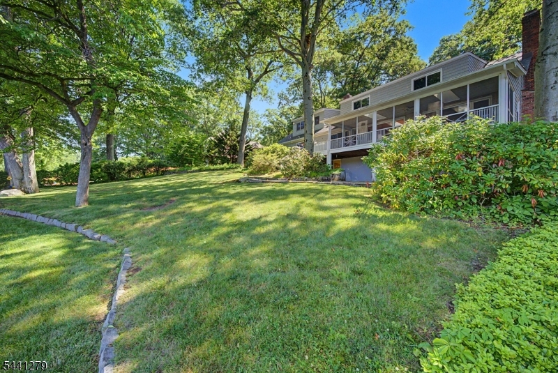 44 Glen Road Mountain Lakes, NJ 07046 - Photo 33 of 45