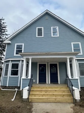 $2,800 | 122 Park Stoughton Ma, Unit 1, Stoughton, MA 02072