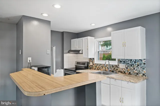 $394,000 | 18919 Pine Ridge Lane, Unit 103, Germantown, MD 20874