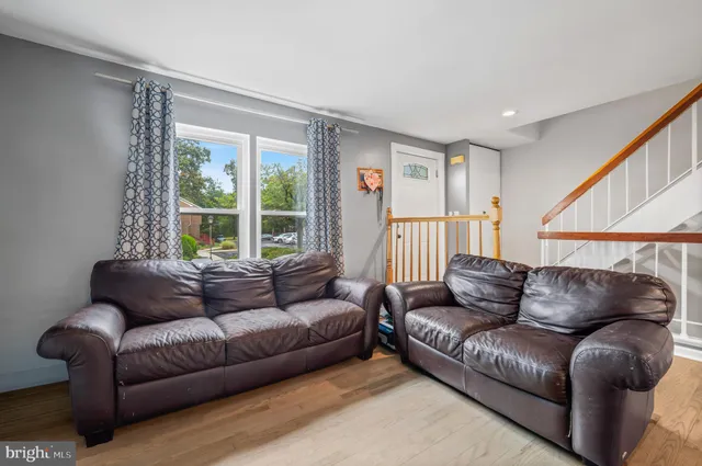 $394,000 | 18919 Pine Ridge Lane, Unit 103, Germantown, MD 20874