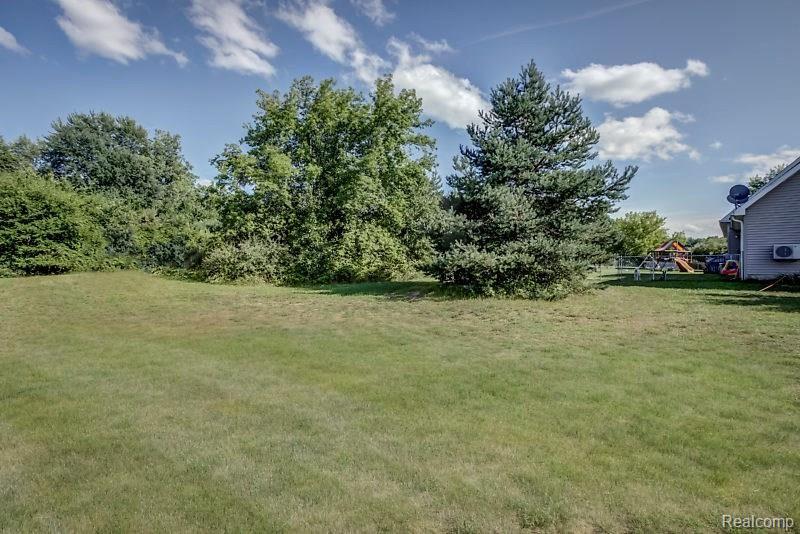 5197 South Bull Run Road Gregory, MI 48137 - Photo 23 of 25 023-5197BullRunRd-Gregory-MI-small.jpg