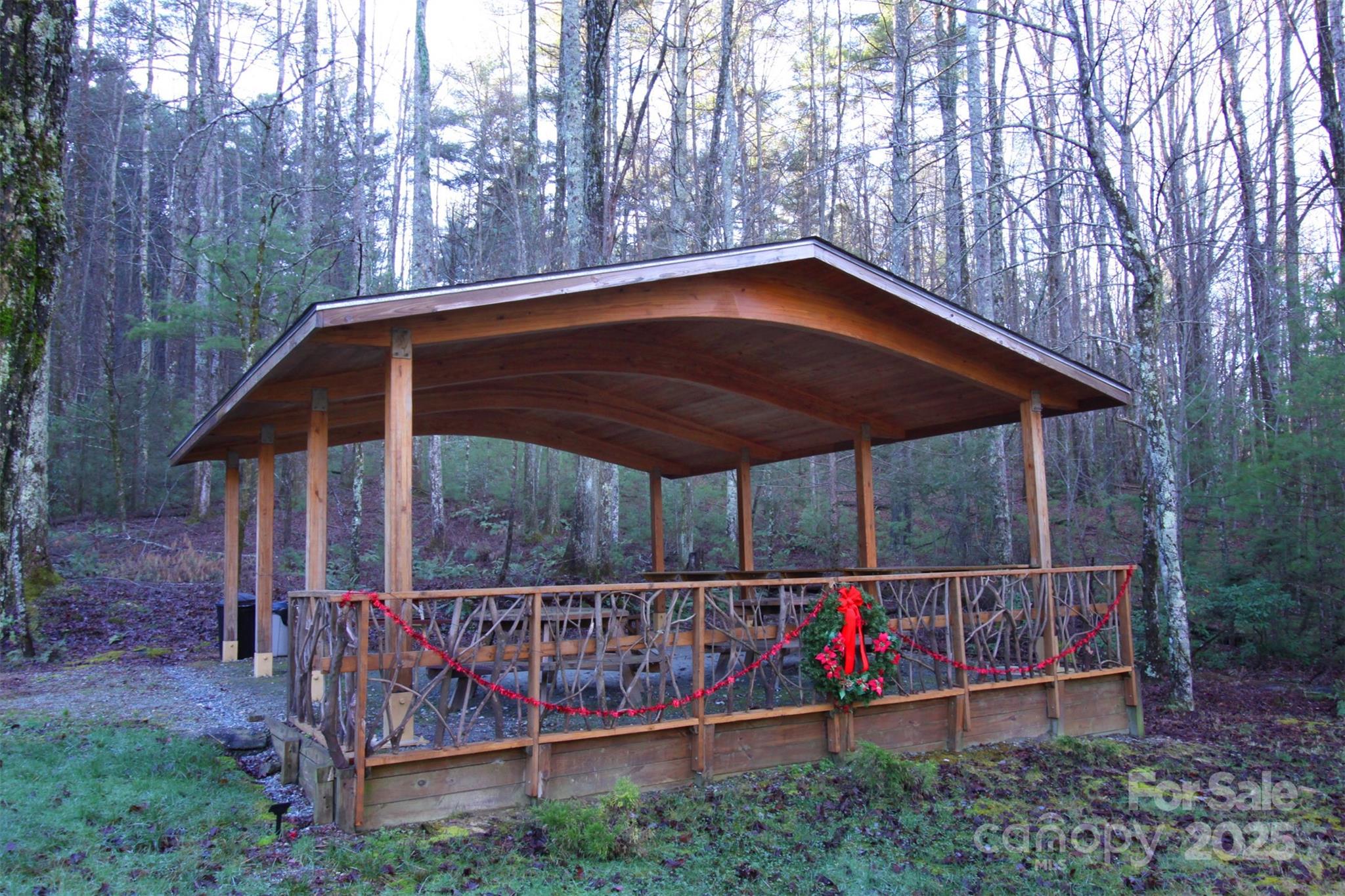 Lot 16 Arrowhead Ridge, Unit 16R Brevard, NC 28712 - Photo 12 of 18 a view of small yard with wooden fence