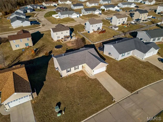 $325,000 | 523 Falcons Flight, Wright City, MO 63390