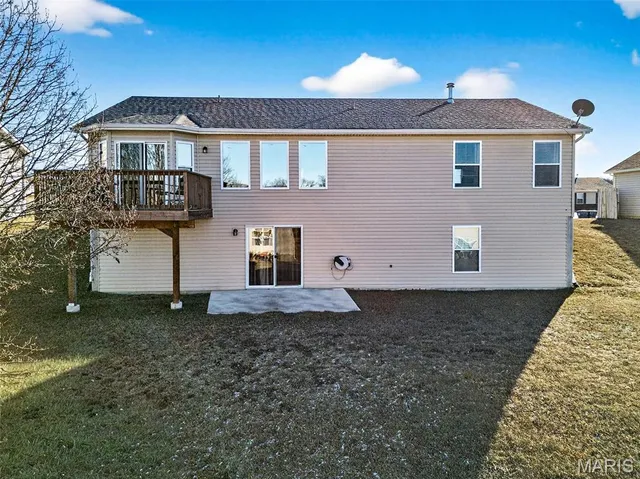 $325,000 | 523 Falcons Flight, Wright City, MO 63390