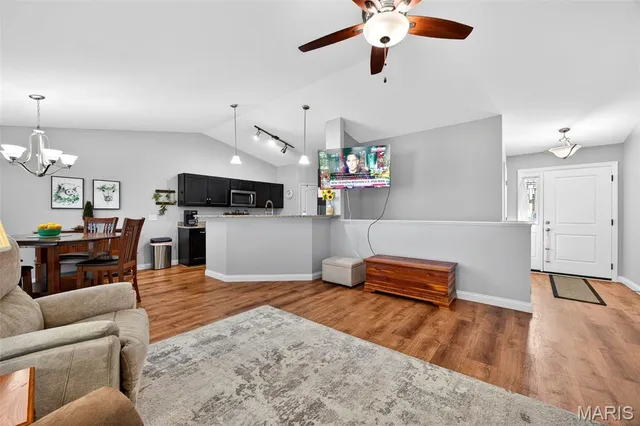 $325,000 | 523 Falcons Flight, Wright City, MO 63390