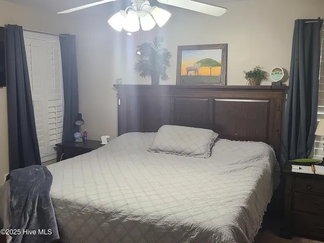 $1,600 | 300 Pine Ridge Lane, Holly Ridge, NC 28445