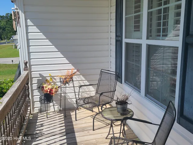 $1,600 | 300 Pine Ridge Lane, Holly Ridge, NC 28445