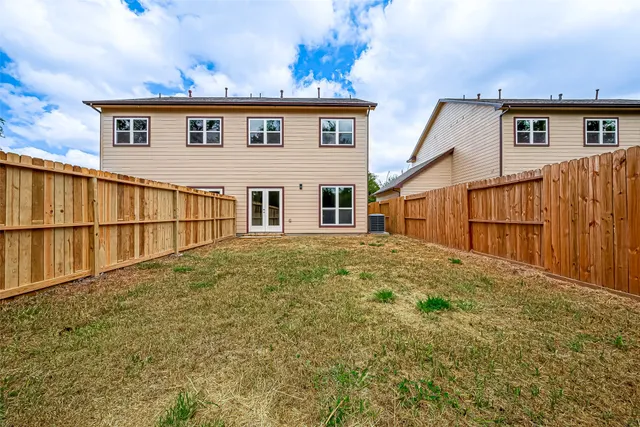 $1,600 | 5530 Hirondel, Unit A, Houston, TX 77033