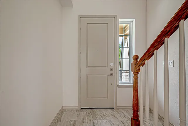 $1,600 | 5530 Hirondel, Unit A, Houston, TX 77033