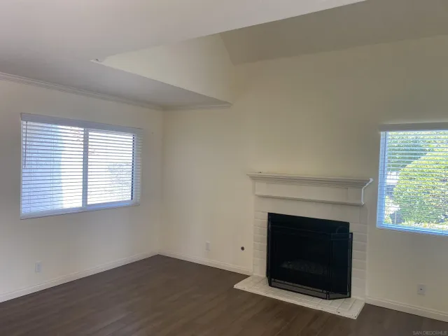$3,300 | 11820 Caminito Ronaldo, Unit 121, San Diego, CA 92128