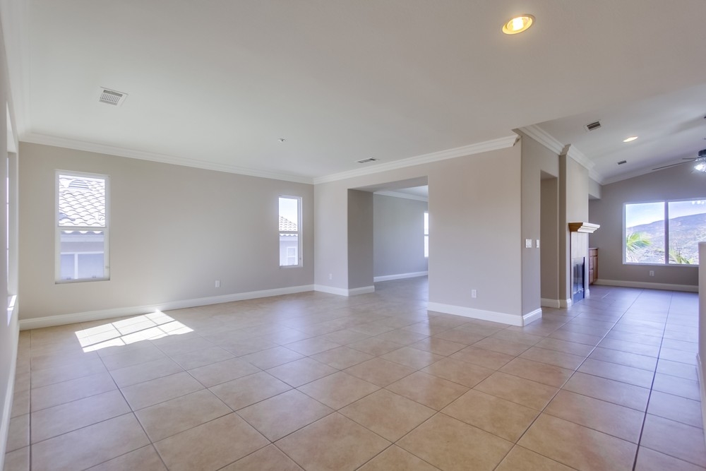 2237 Pointe Parkway Spring Valley, CA 91978 - Photo 2 of 25 Gallery Image 2