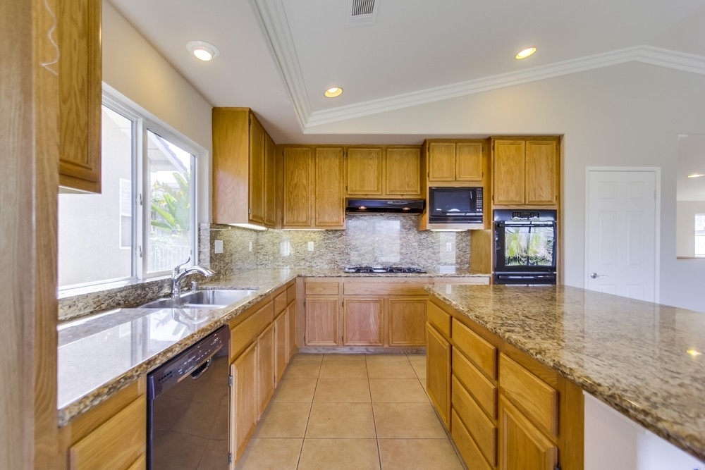 2237 Pointe Parkway Spring Valley, CA 91978 - Photo 14 of 25 Gallery Image 14