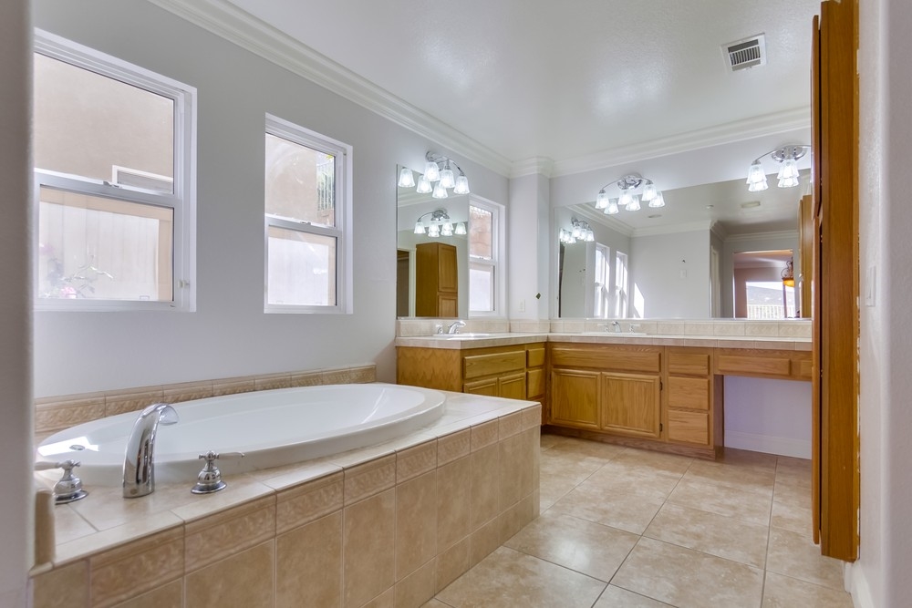 2237 Pointe Parkway Spring Valley, CA 91978 - Photo 21 of 25 Gallery Image 21