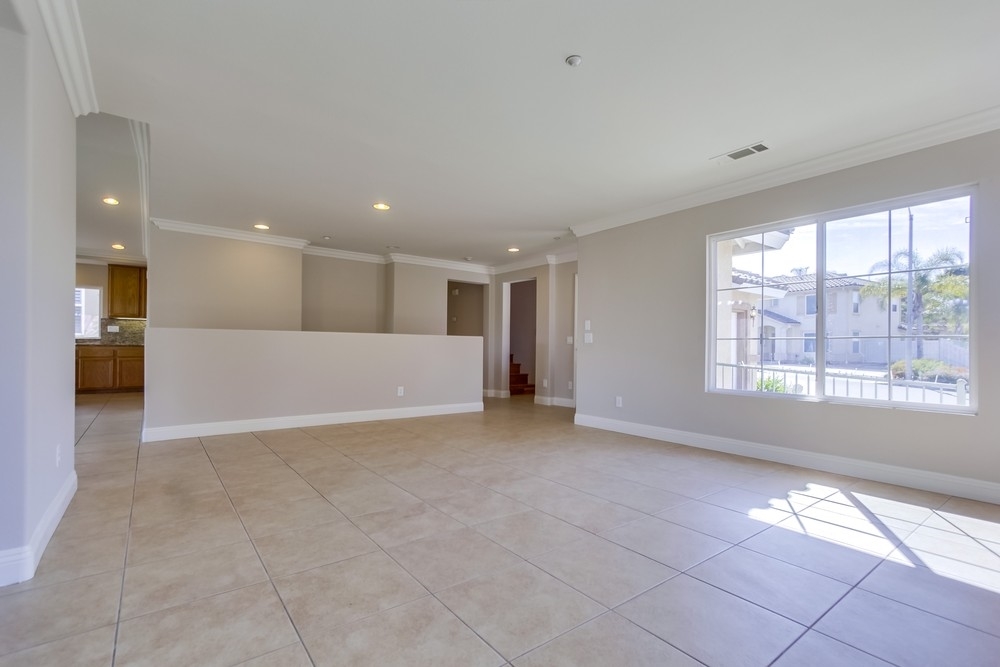 2237 Pointe Parkway Spring Valley, CA 91978 - Photo 4 of 25 Gallery Image 4