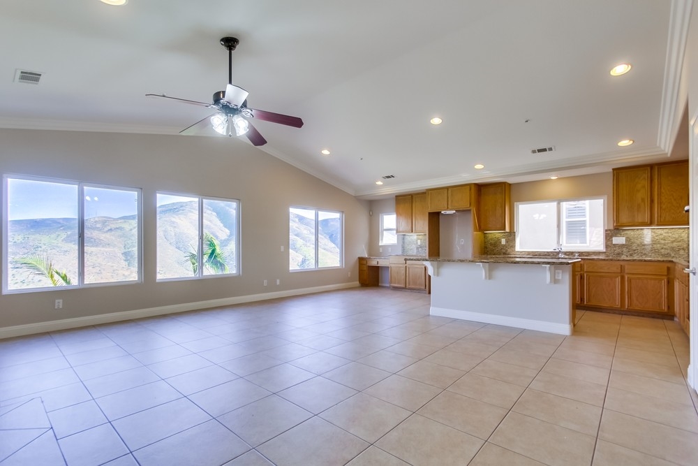 2237 Pointe Parkway Spring Valley, CA 91978 - Photo 7 of 25 Gallery Image 7